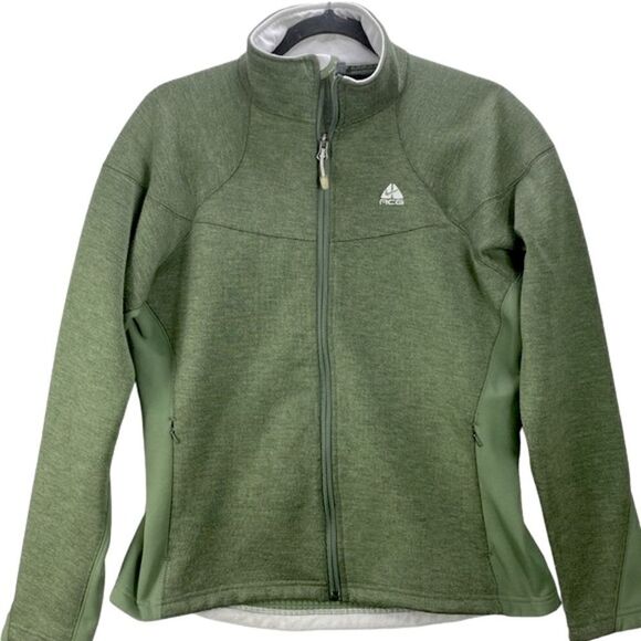 Nike ACG Tops - Nike ACG Wm’s Sz Med Green Lightweight Full Zip Fitted Athletic Jacket